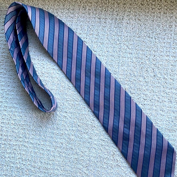 Tie-like new- 2 for $16 - Picture 1 of 1